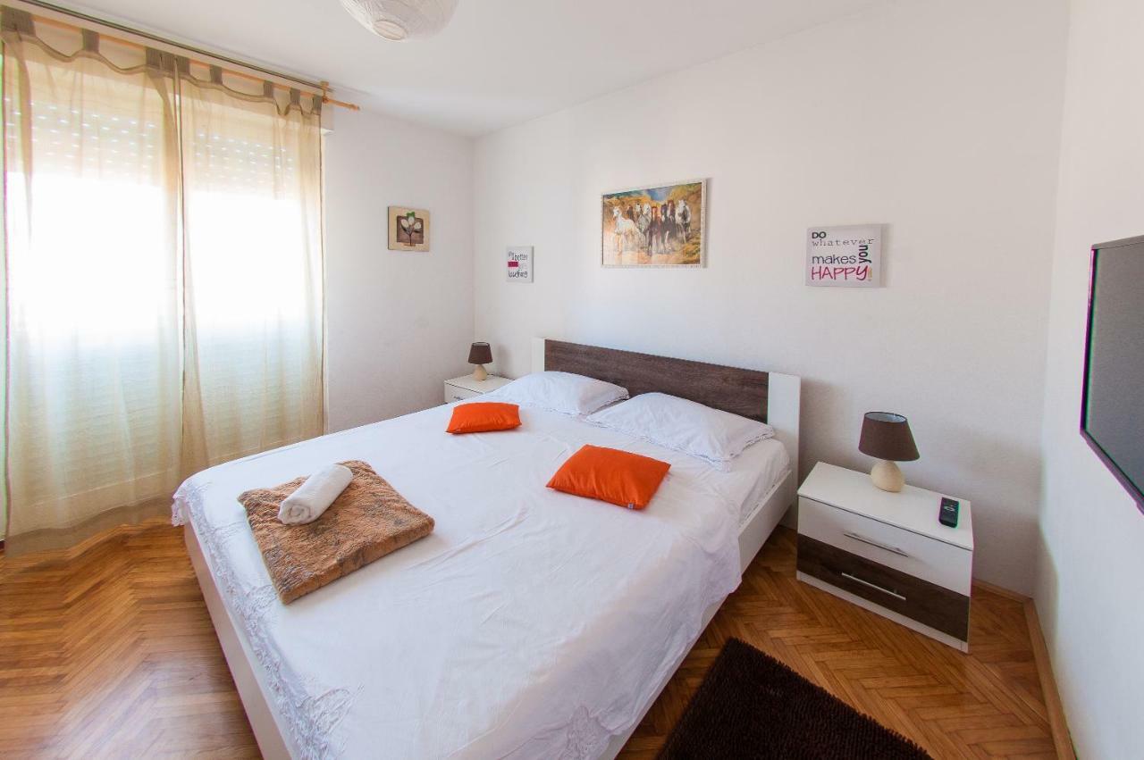 Mira Apartament *